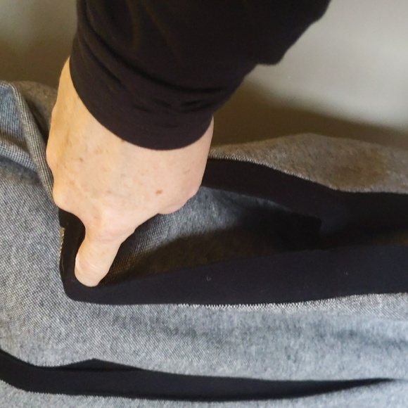 Banana Republic Poncho - Picture 3 of 11